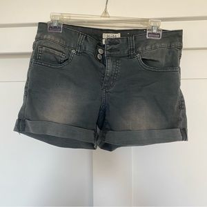 MUDD shorts